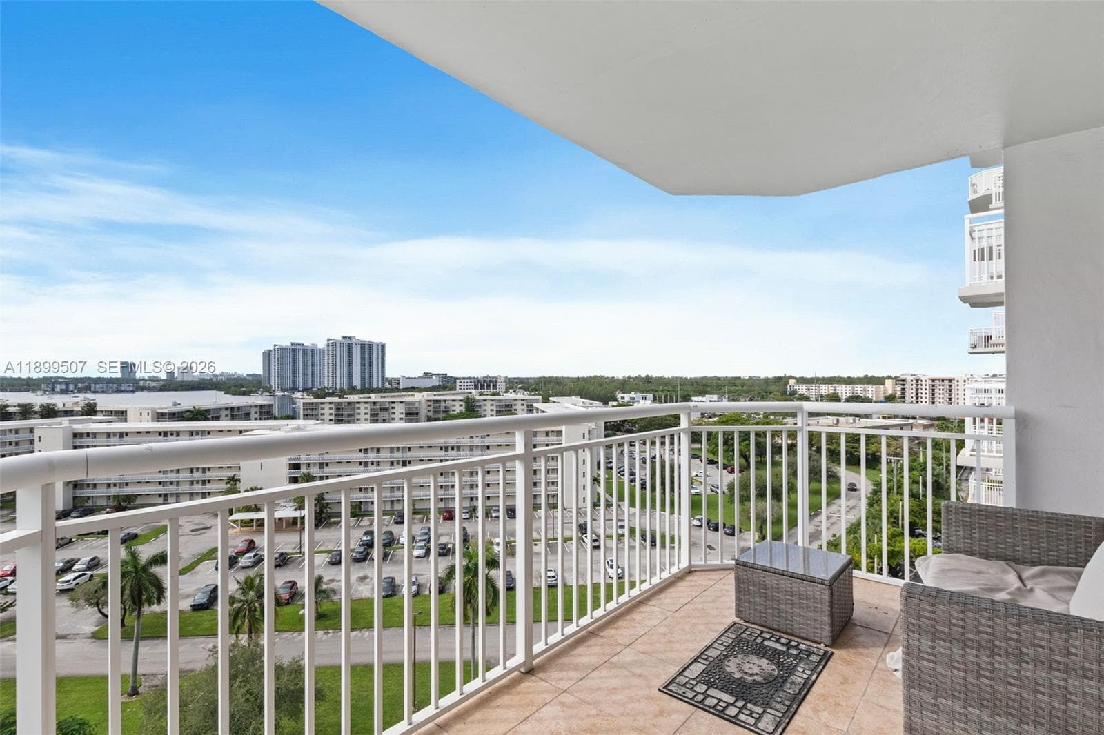 18021 Biscayne Blvd # 1003, Aventura FL 33160 — 16