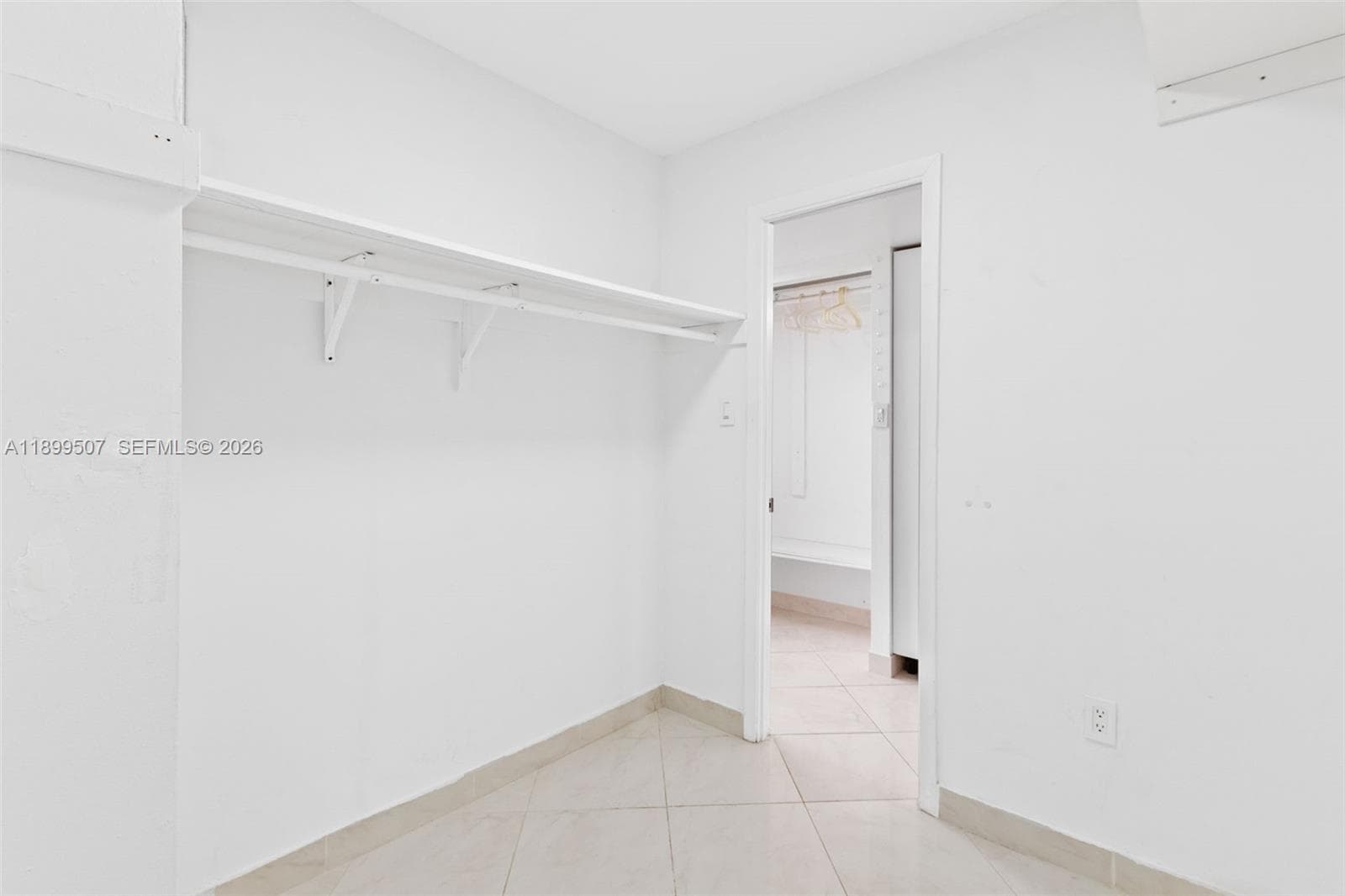 18021 Biscayne Blvd # 1003, Aventura FL 33160 — 9