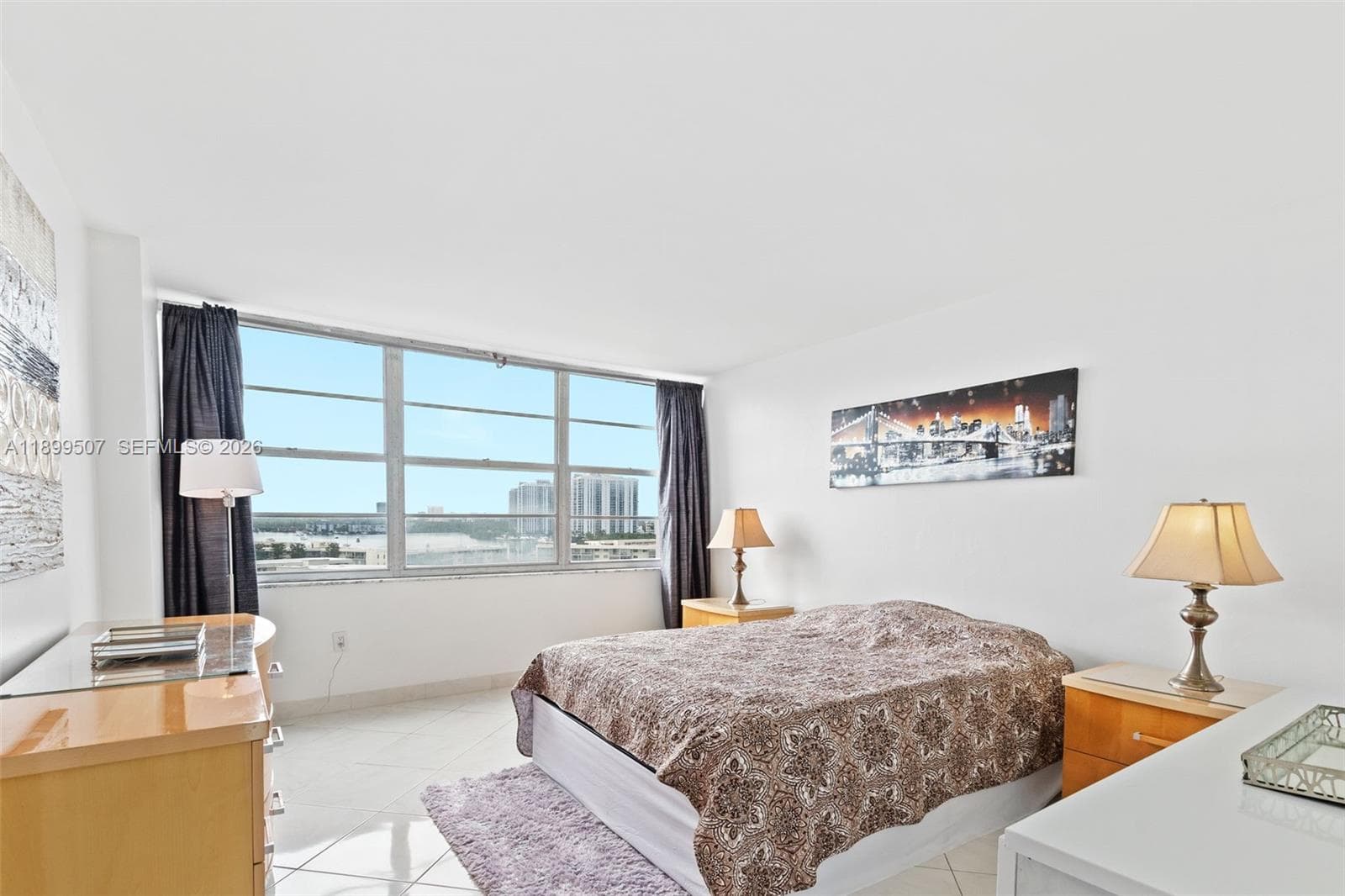 18021 Biscayne Blvd # 1003, Aventura FL 33160 — 11