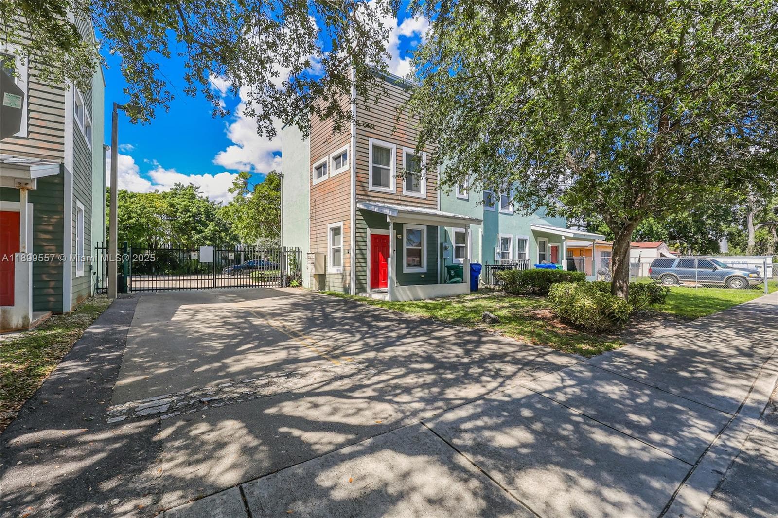 6960 NW 4th Ave # 3, Miami FL 33150 — 1