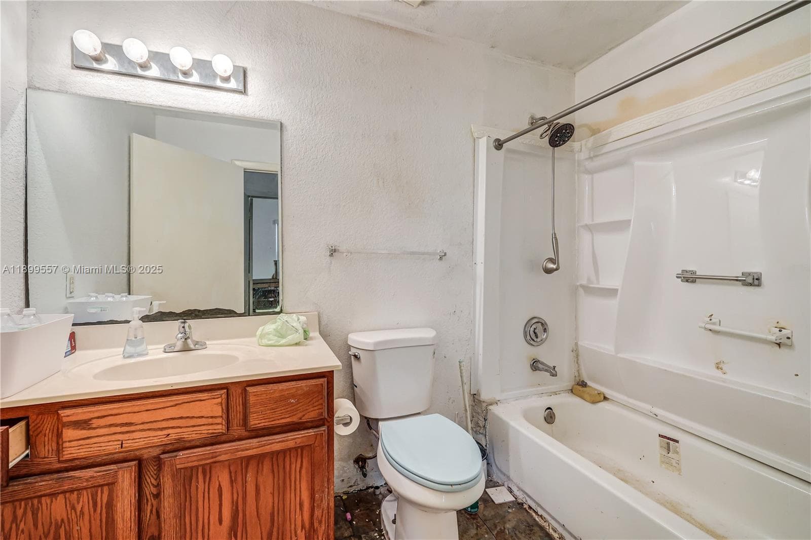 6960 NW 4th Ave # 3, Miami FL 33150 — 10