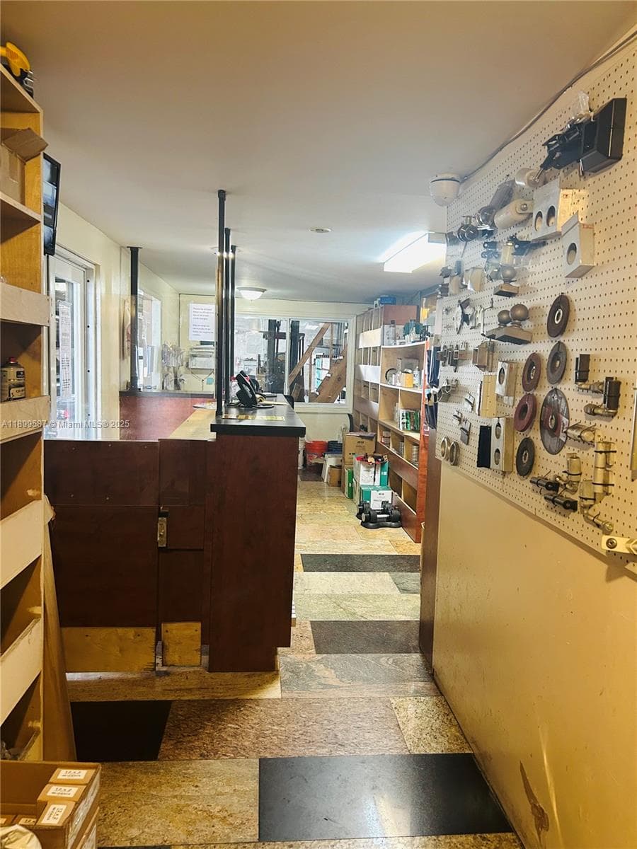 Hialeah, FL — 14