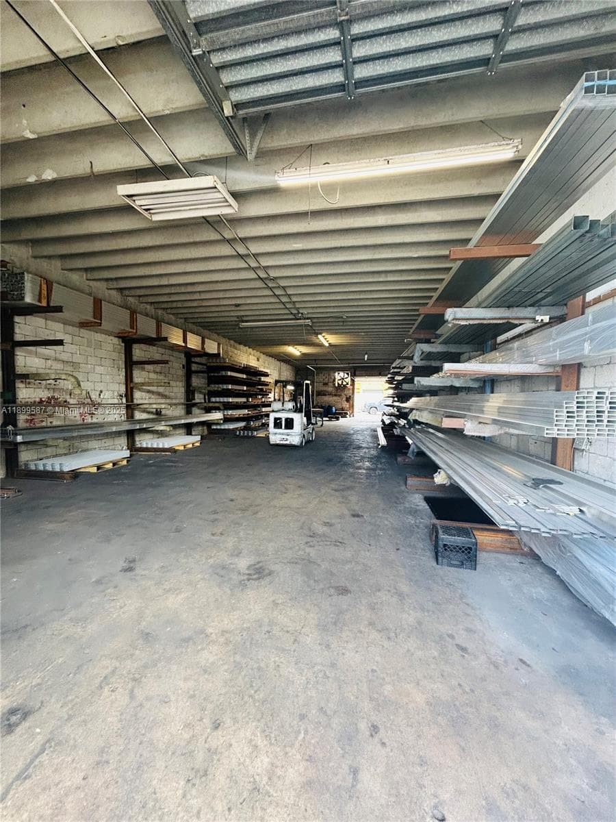 Hialeah, FL — 18