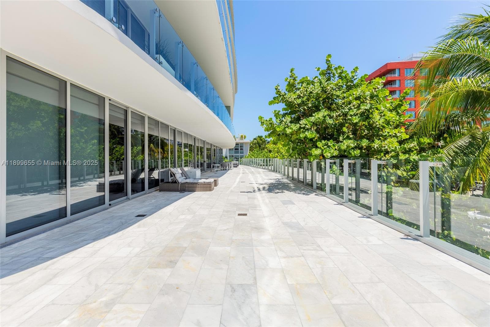 1 Collins Ave # 207, Miami Beach FL 33139 — 28