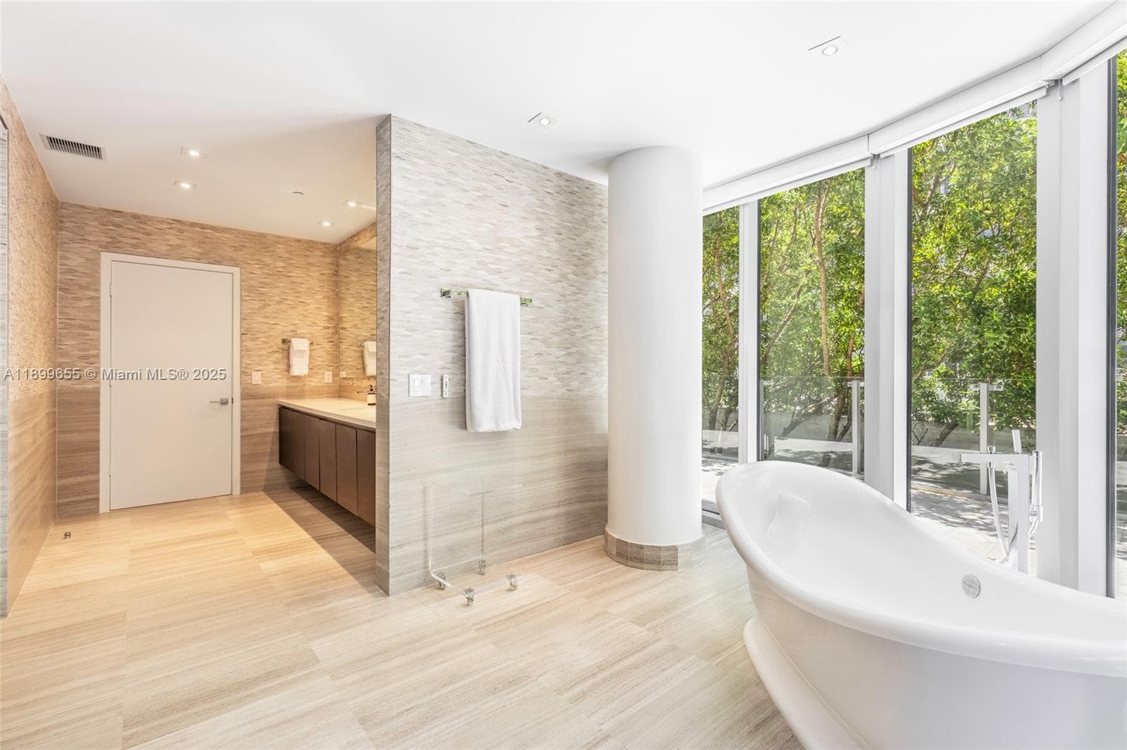 1 Collins Ave # 207, Miami Beach FL 33139 — 34
