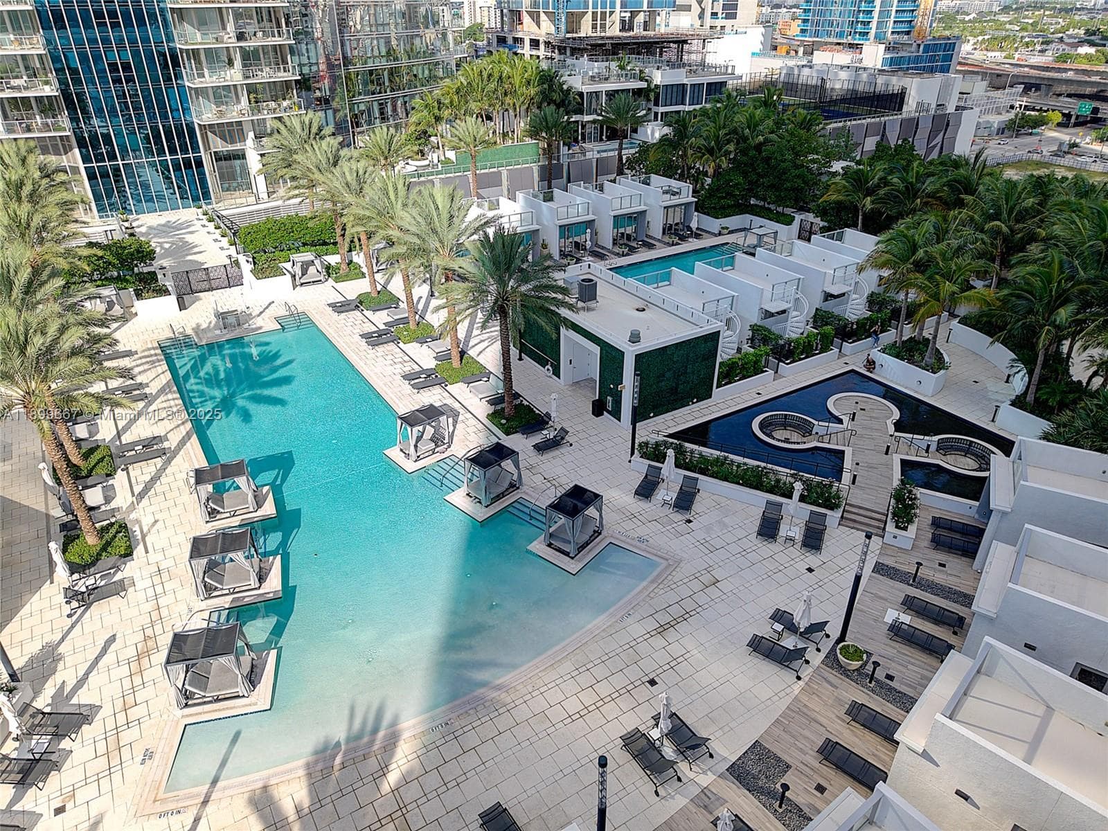 851 NE 1st Ave # 2802, Miami FL 33132 — 46