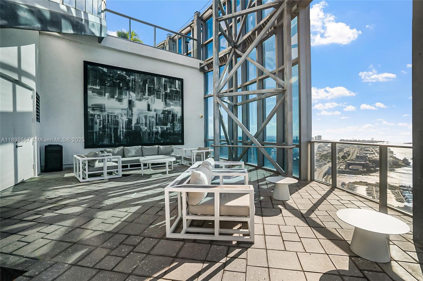 851 NE 1st Ave # 2802, Miami FL 33132 — 38