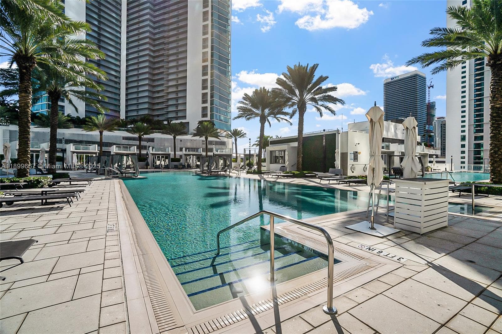 851 NE 1st Ave # 2802, Miami FL 33132 — 41