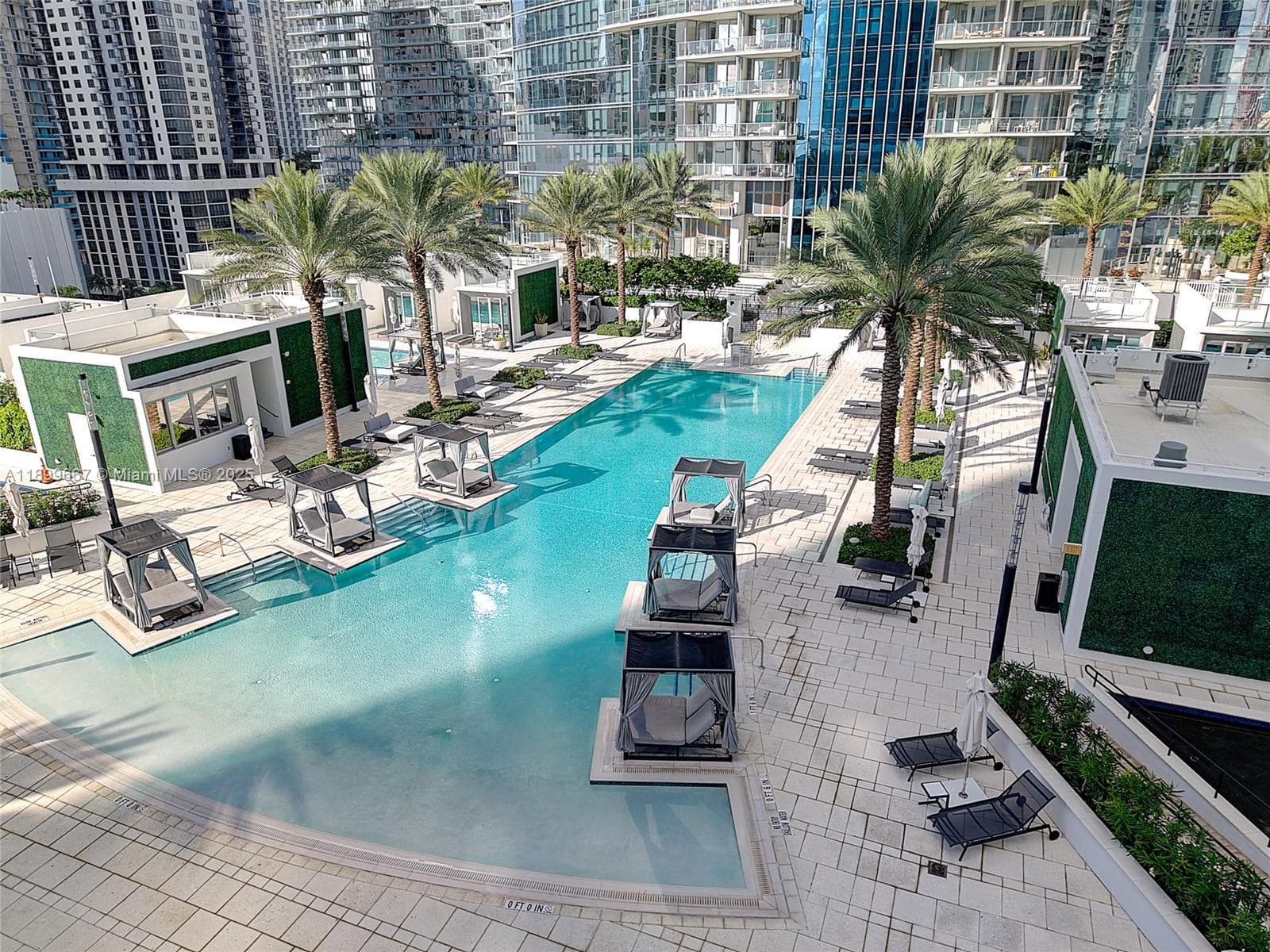 851 NE 1st Ave # 2802, Miami FL 33132 — 45