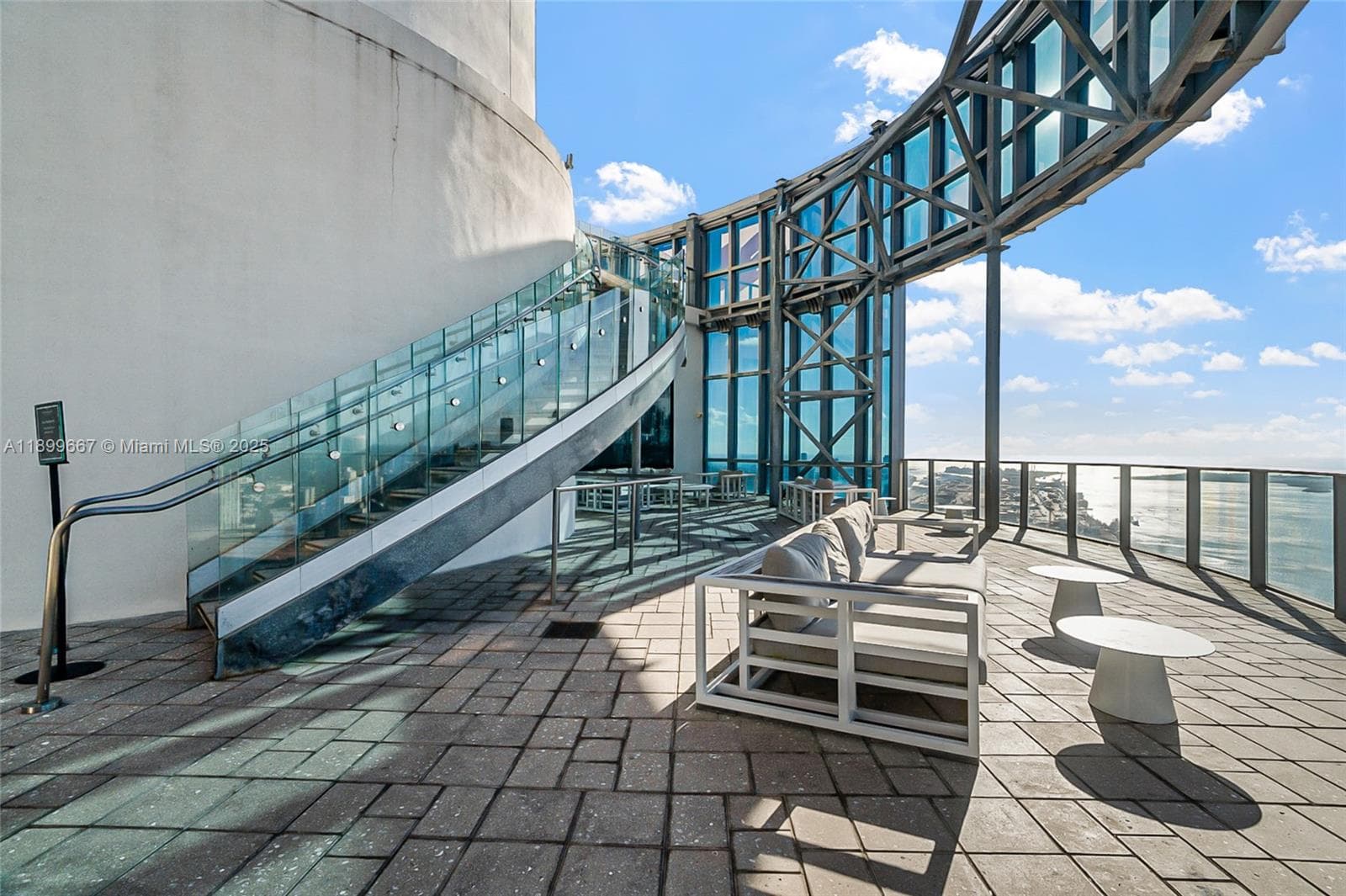 851 NE 1st Ave # 2802, Miami FL 33132 — 37