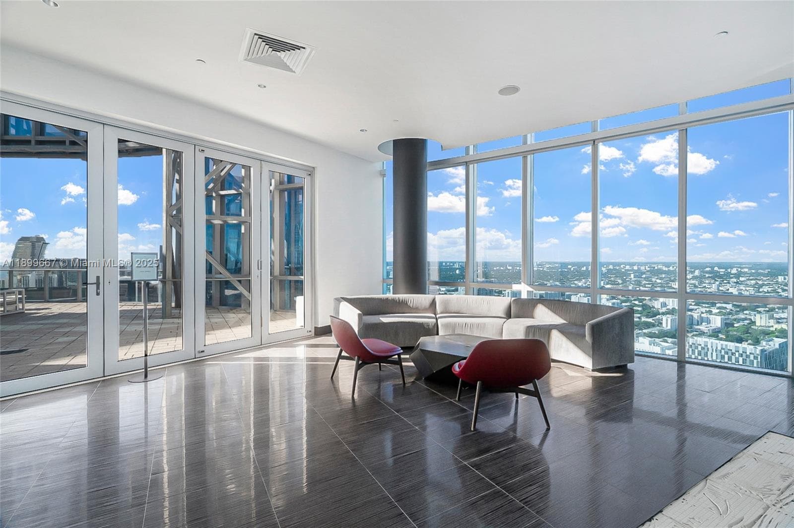 851 NE 1st Ave # 2802, Miami FL 33132 — 29