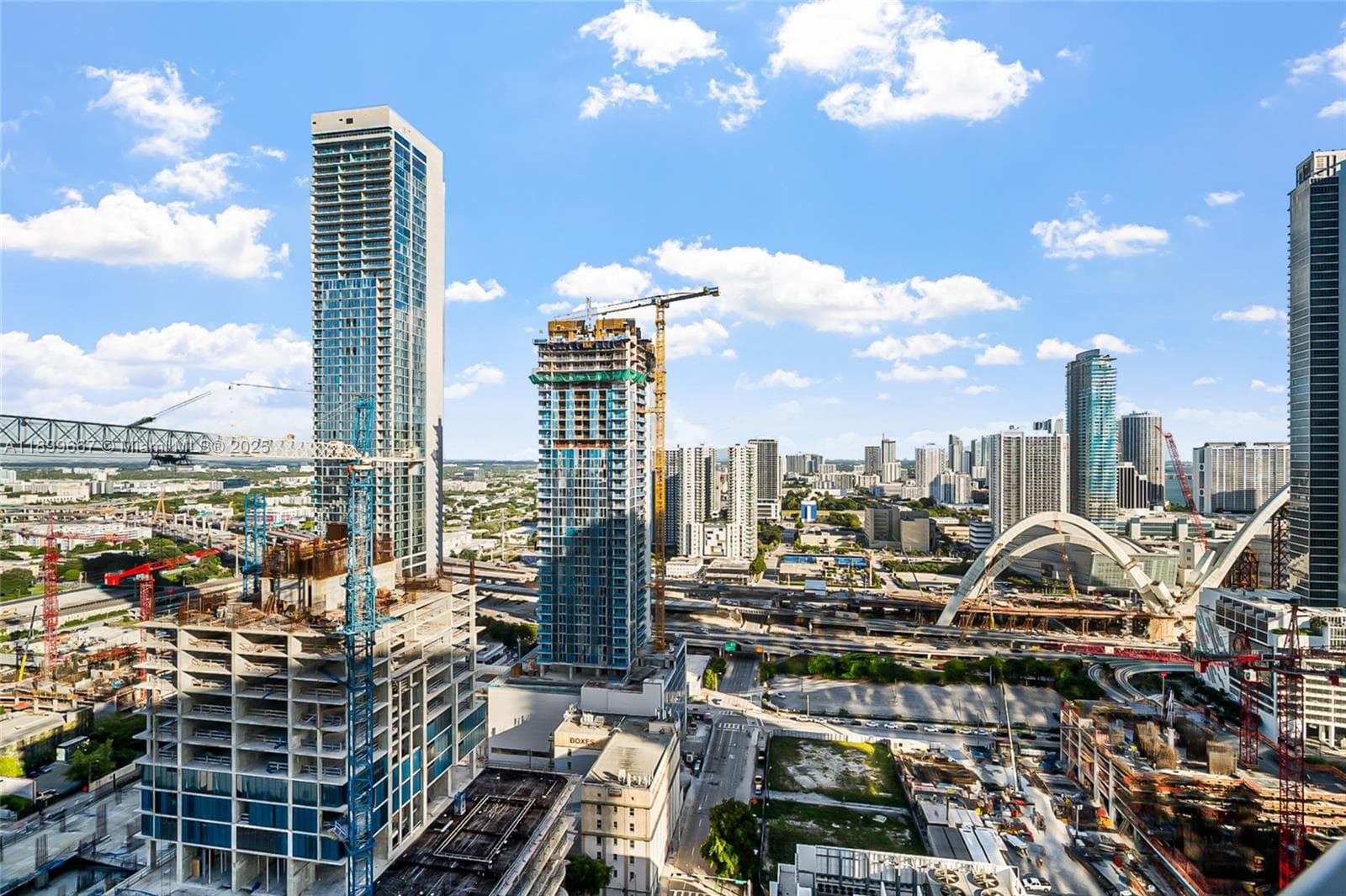 851 NE 1st Ave # 2802, Miami FL 33132 — 25