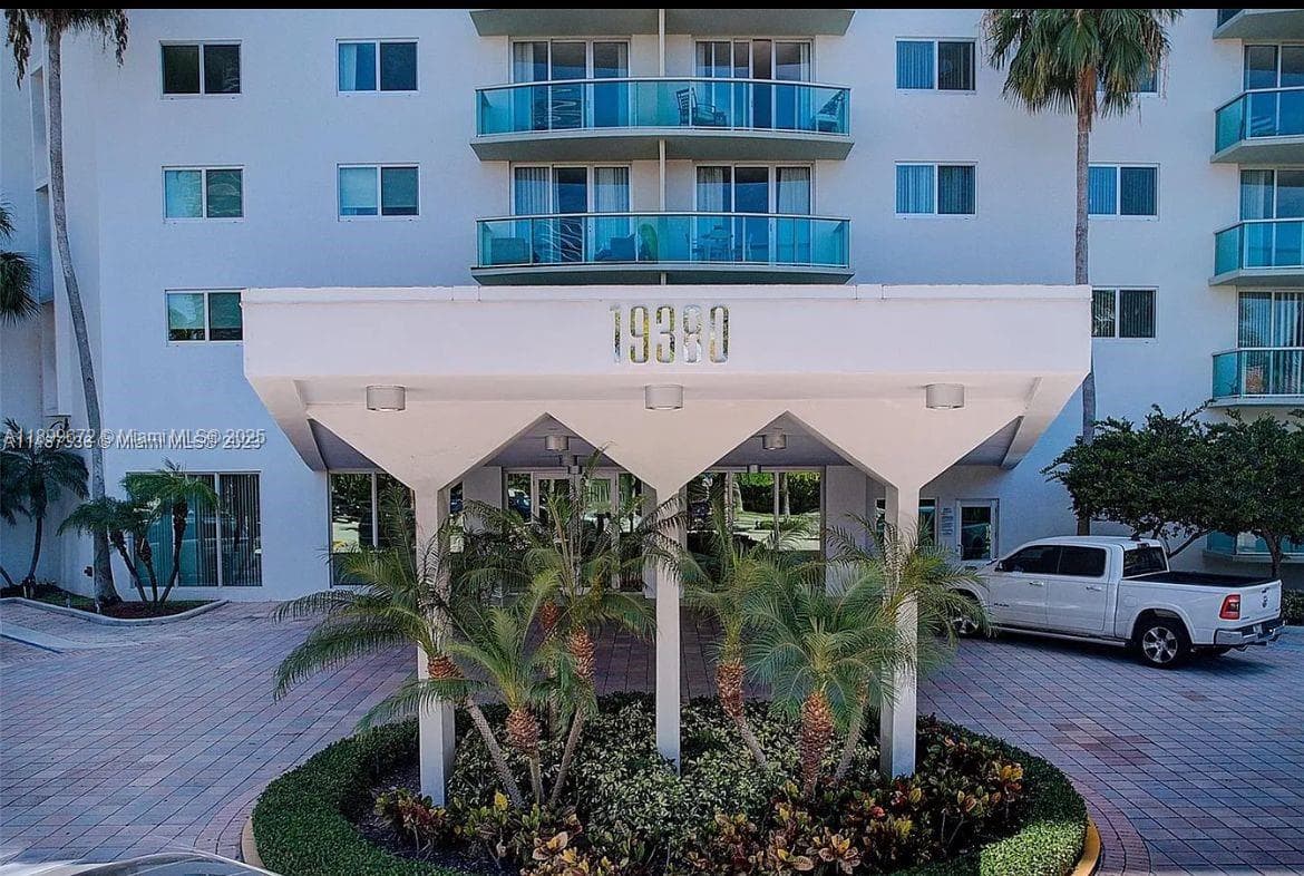 19380 Collins Ave # 224, Sunny Isles Beach FL 33160 — 17