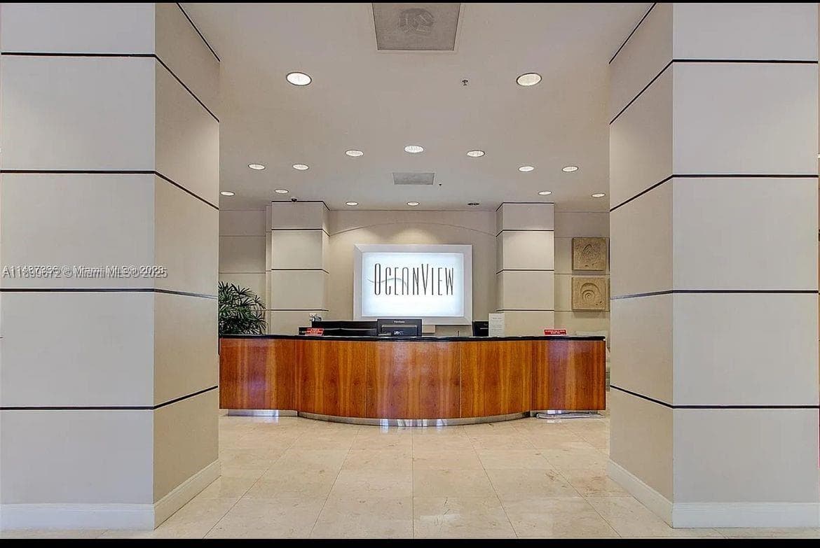 19380 Collins Ave # 224, Sunny Isles Beach FL 33160 — 18