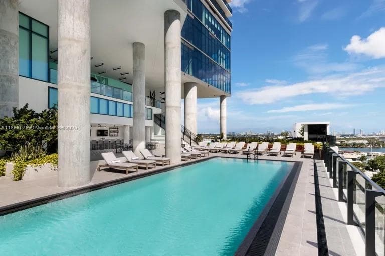 398 NE 5th St # 4409, Miami FL 33132 — 27