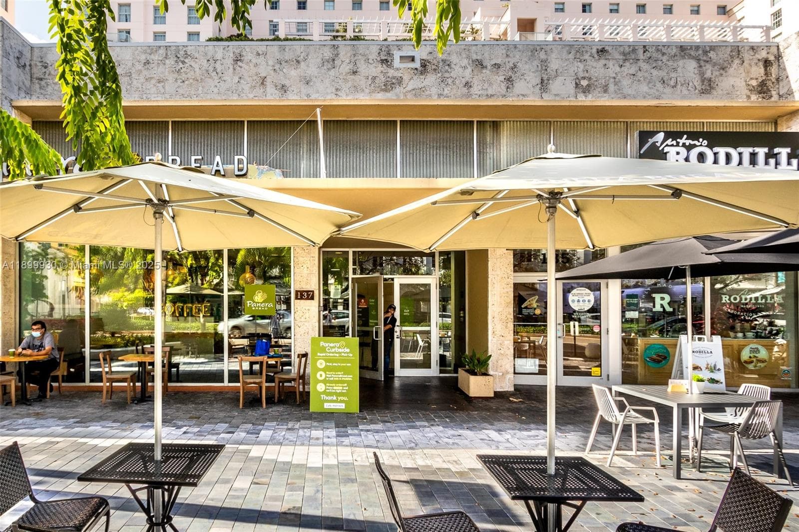 137 Miracle Mile, Coral Gables FL 33134 — 1