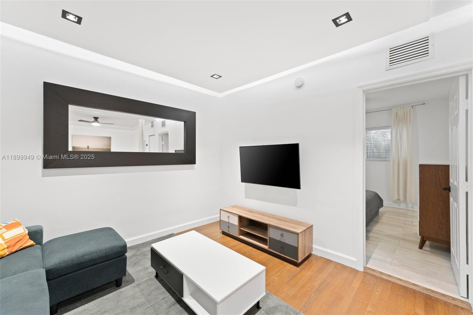 1515 WEST AVE # 9, Miami Beach FL 33139 — 6