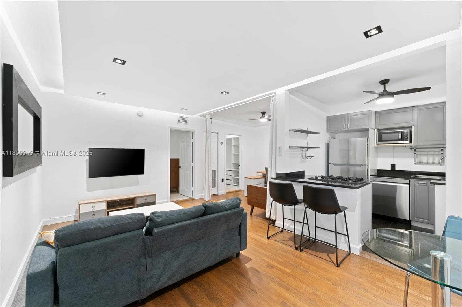 1515 WEST AVE # 9, Miami Beach FL 33139 — 5