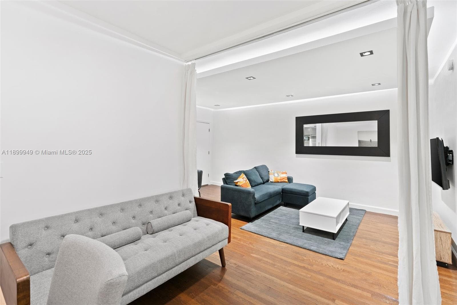 1515 WEST AVE # 9, Miami Beach FL 33139 — 11