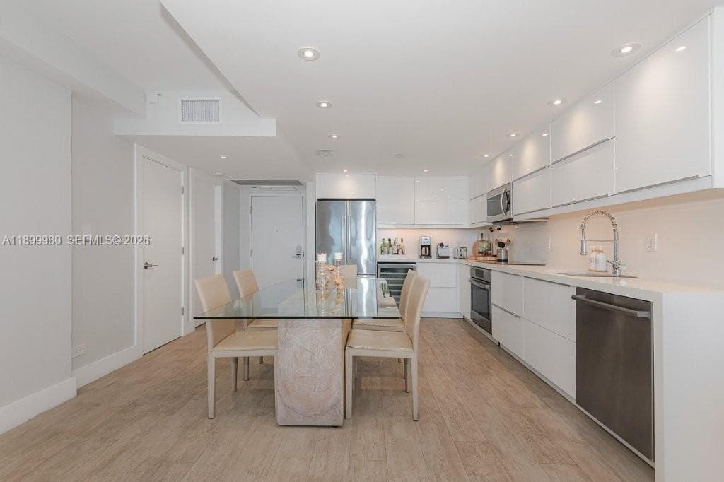 2301 Collins Ave # 738, Miami Beach FL 33139 — 21