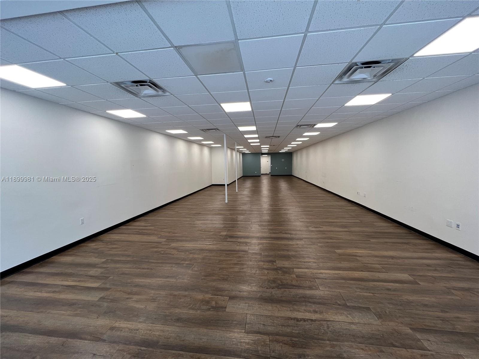 308 Miracle Mile, Coral Gables FL 33134 — 2