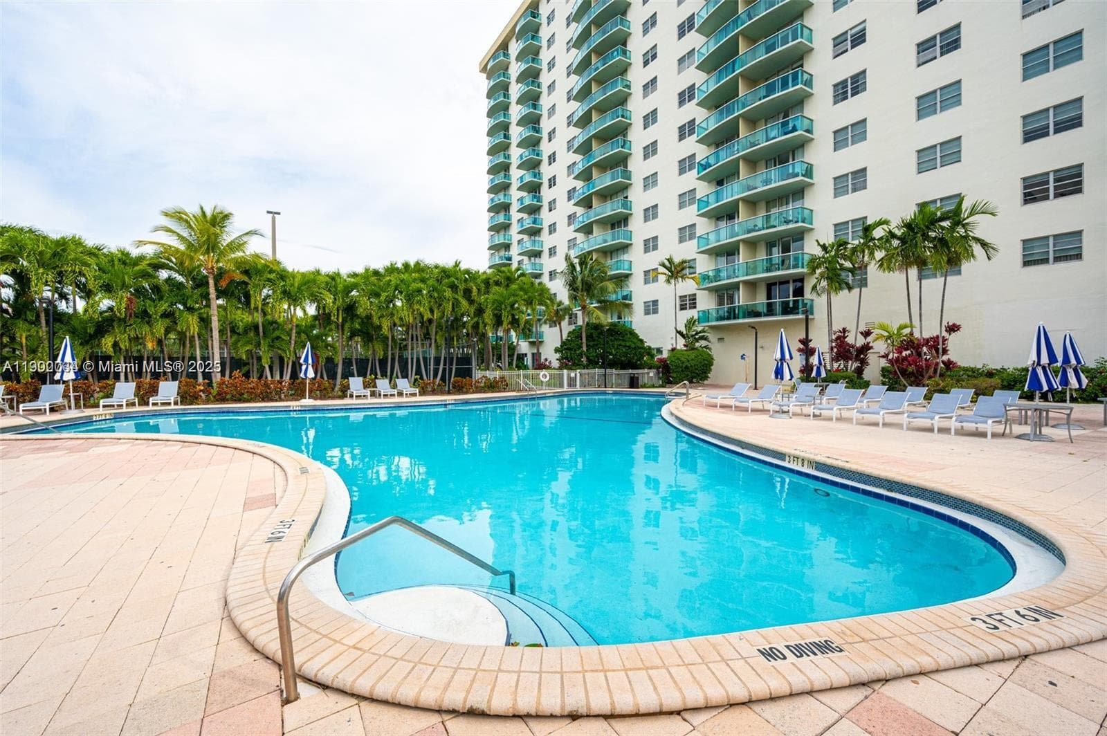 19370 Collins Ave # 415, Sunny Isles Beach FL 33160 — 27