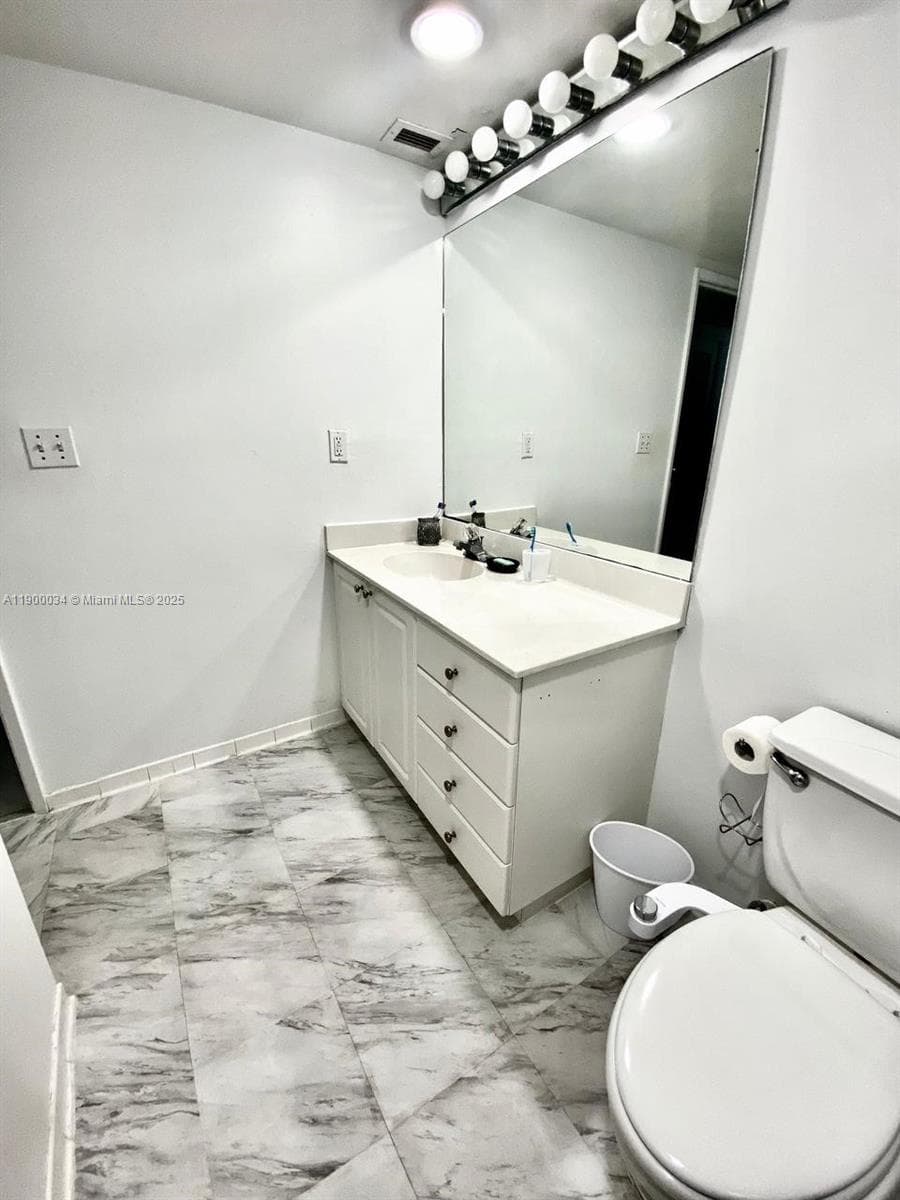 19370 Collins Ave # 415, Sunny Isles Beach FL 33160 — 17