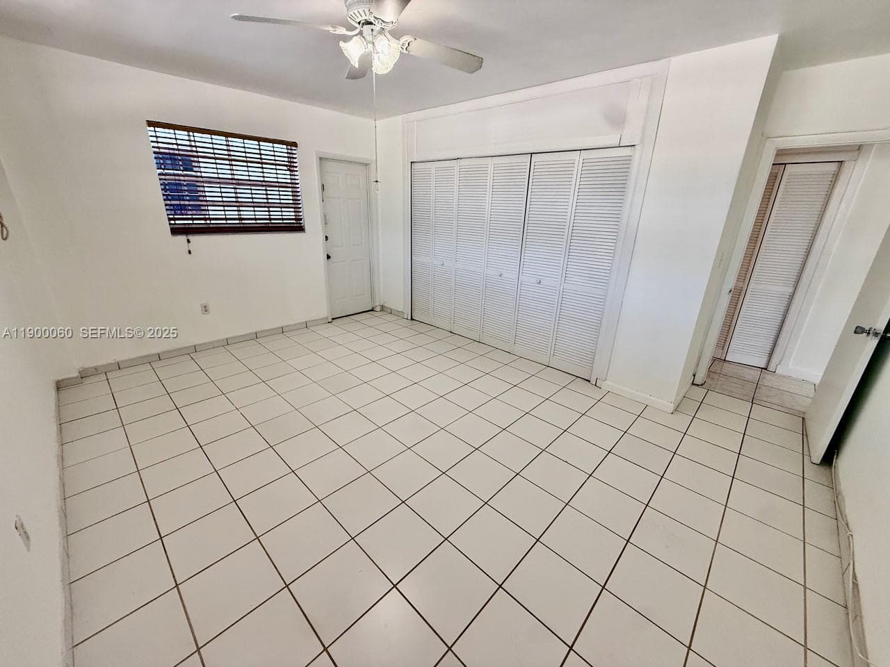 8000 Tatum Waterway Dr # 1, Miami Beach FL 33141 — 27