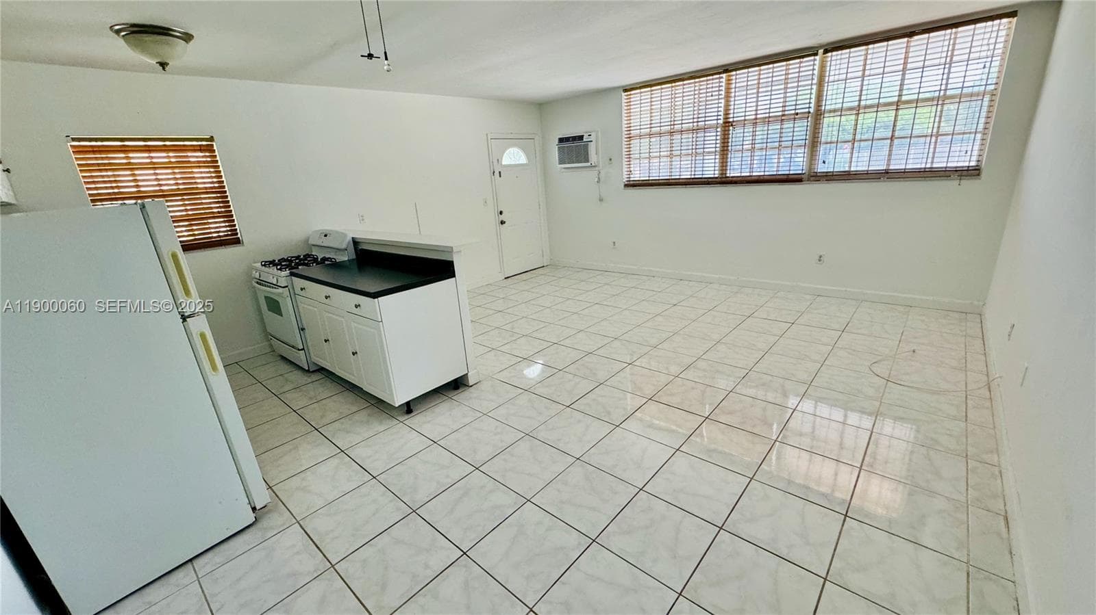 8000 Tatum Waterway Dr # 1, Miami Beach FL 33141 — 6