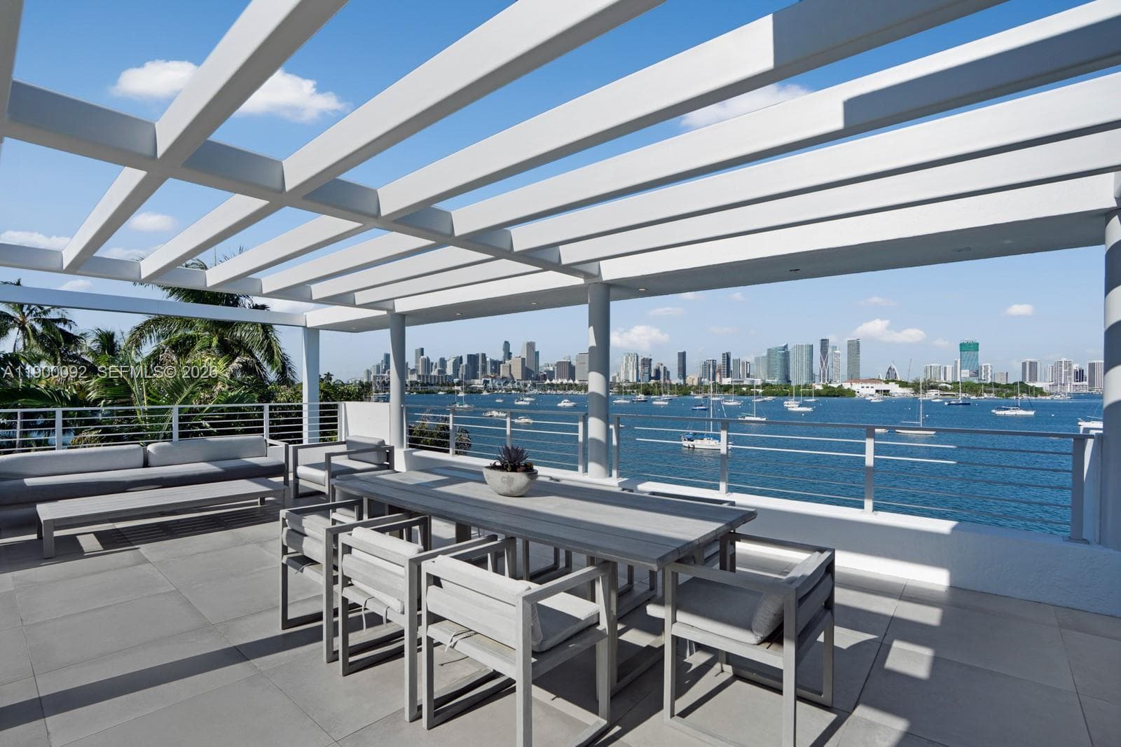 440 S Hibiscus Dr, Miami Beach FL 33139 — 17