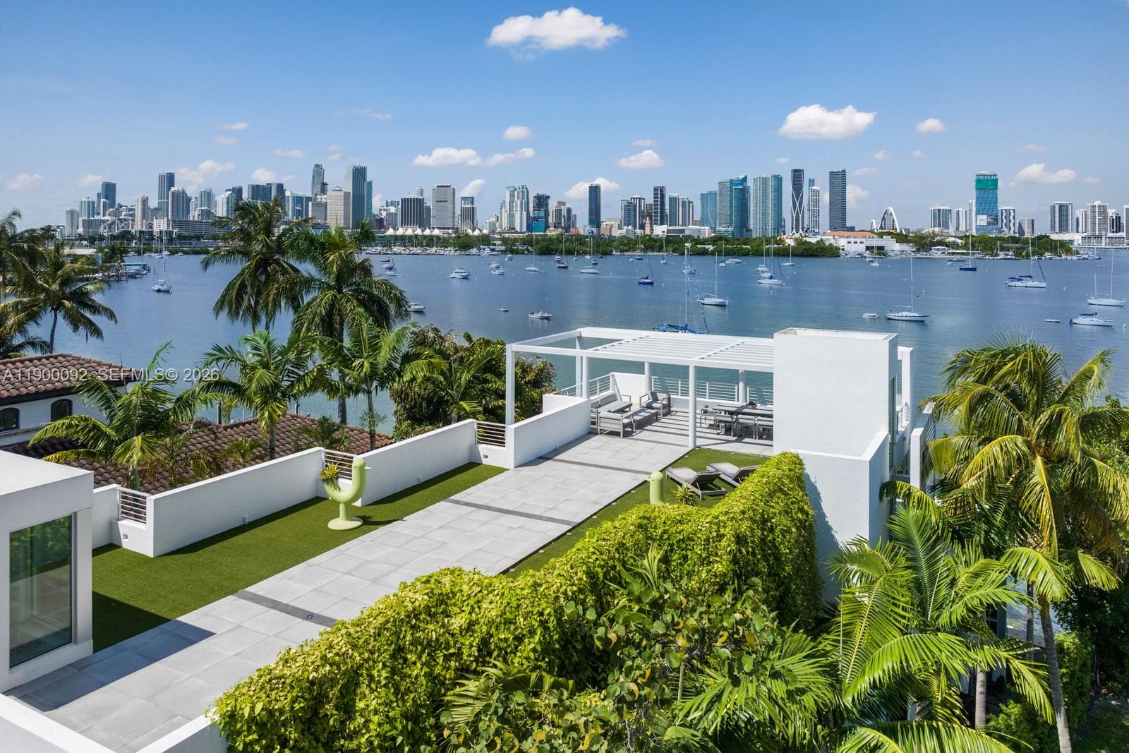 440 S Hibiscus Dr, Miami Beach FL 33139 — 16