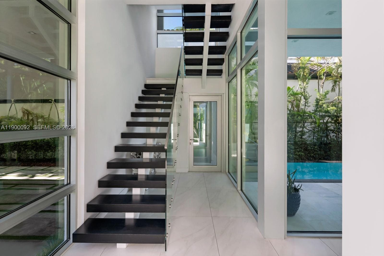 440 S Hibiscus Dr, Miami Beach FL 33139 — 75