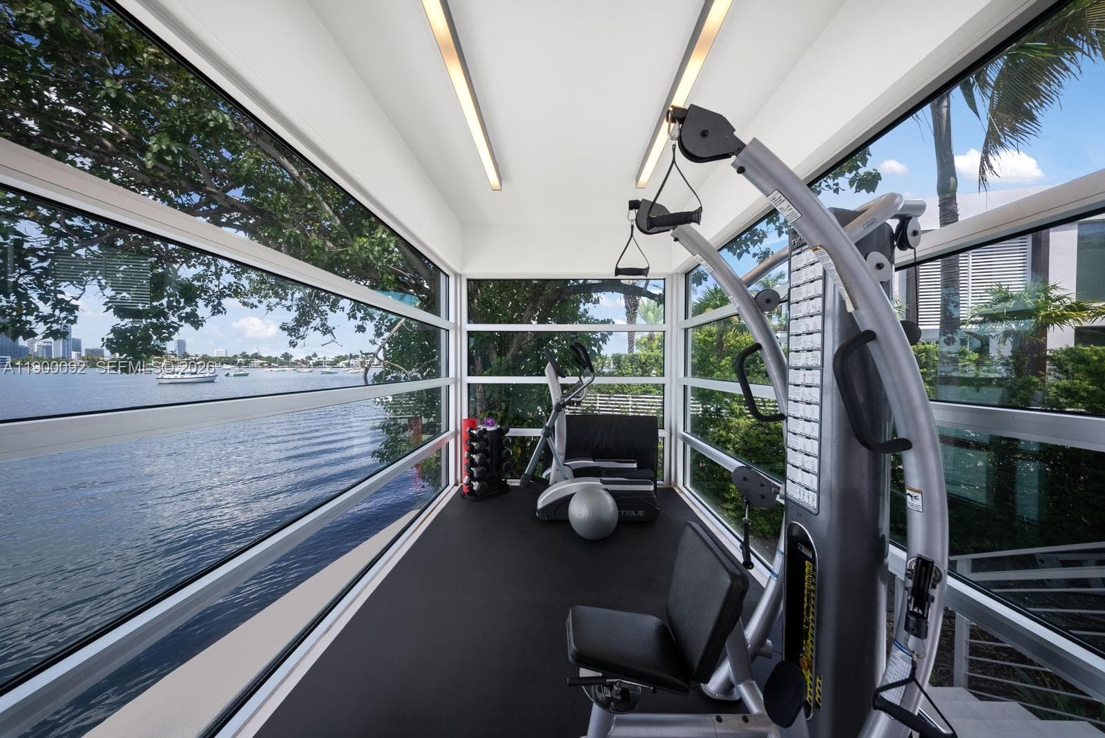 440 S Hibiscus Dr, Miami Beach FL 33139 — 79