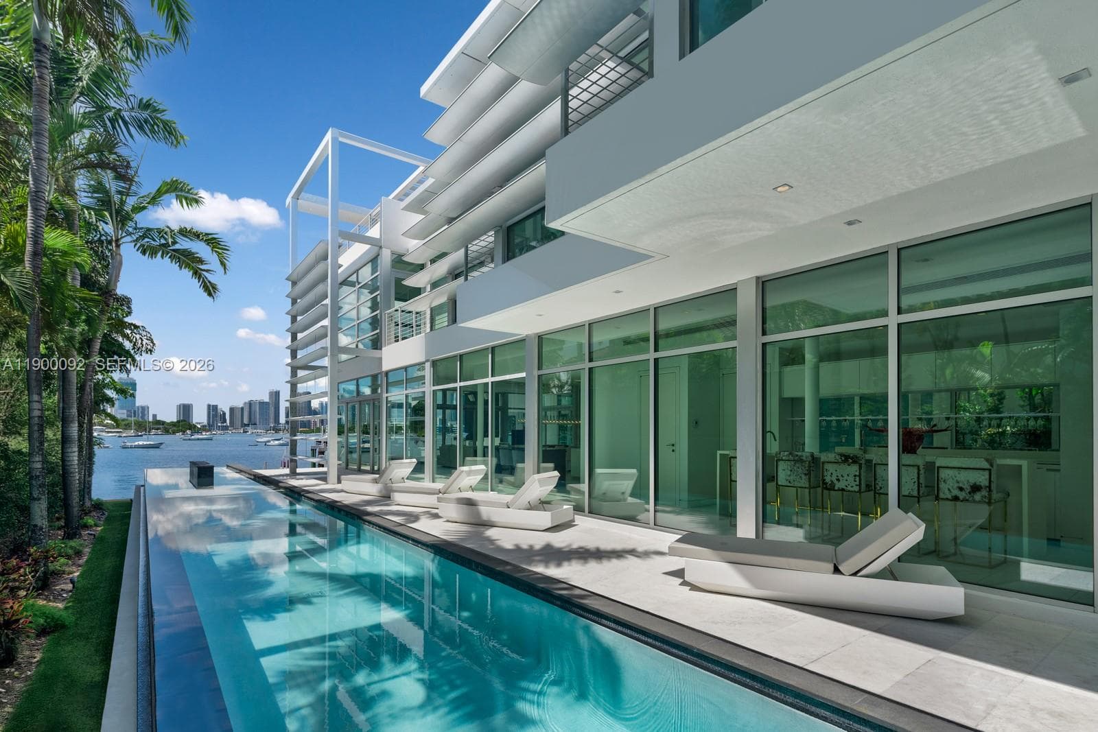 440 S Hibiscus Dr, Miami Beach FL 33139 — 70