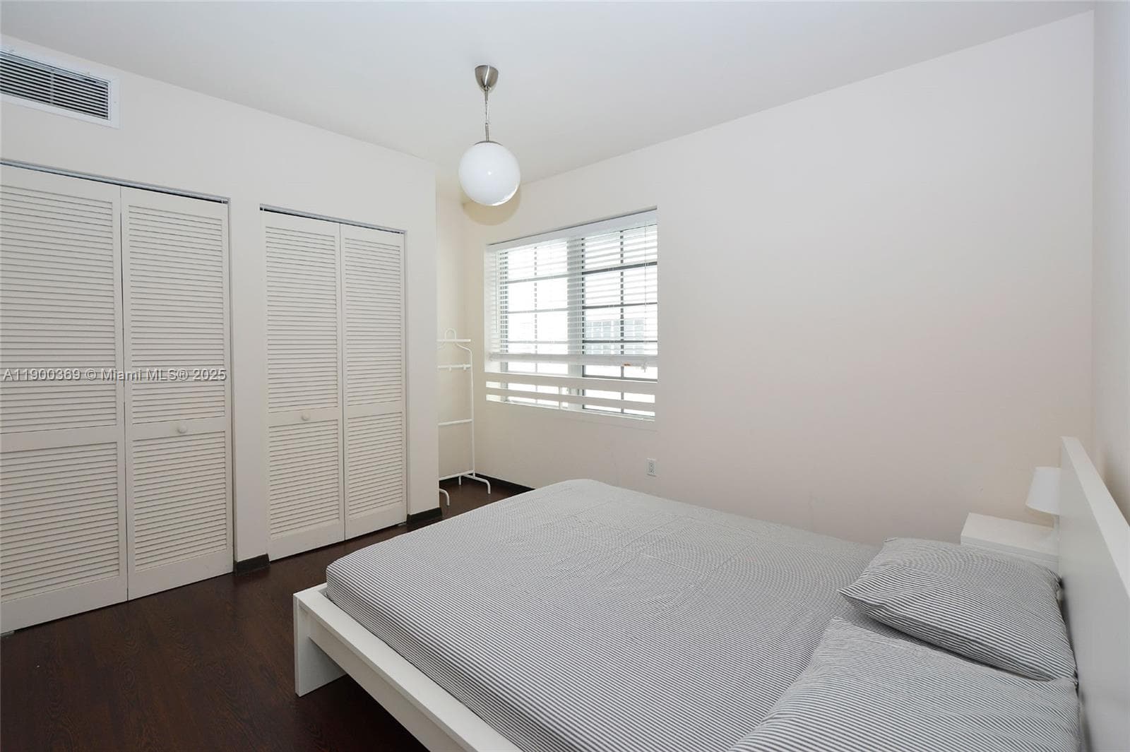 435 21st St # 205, Miami Beach FL 33139 — 4
