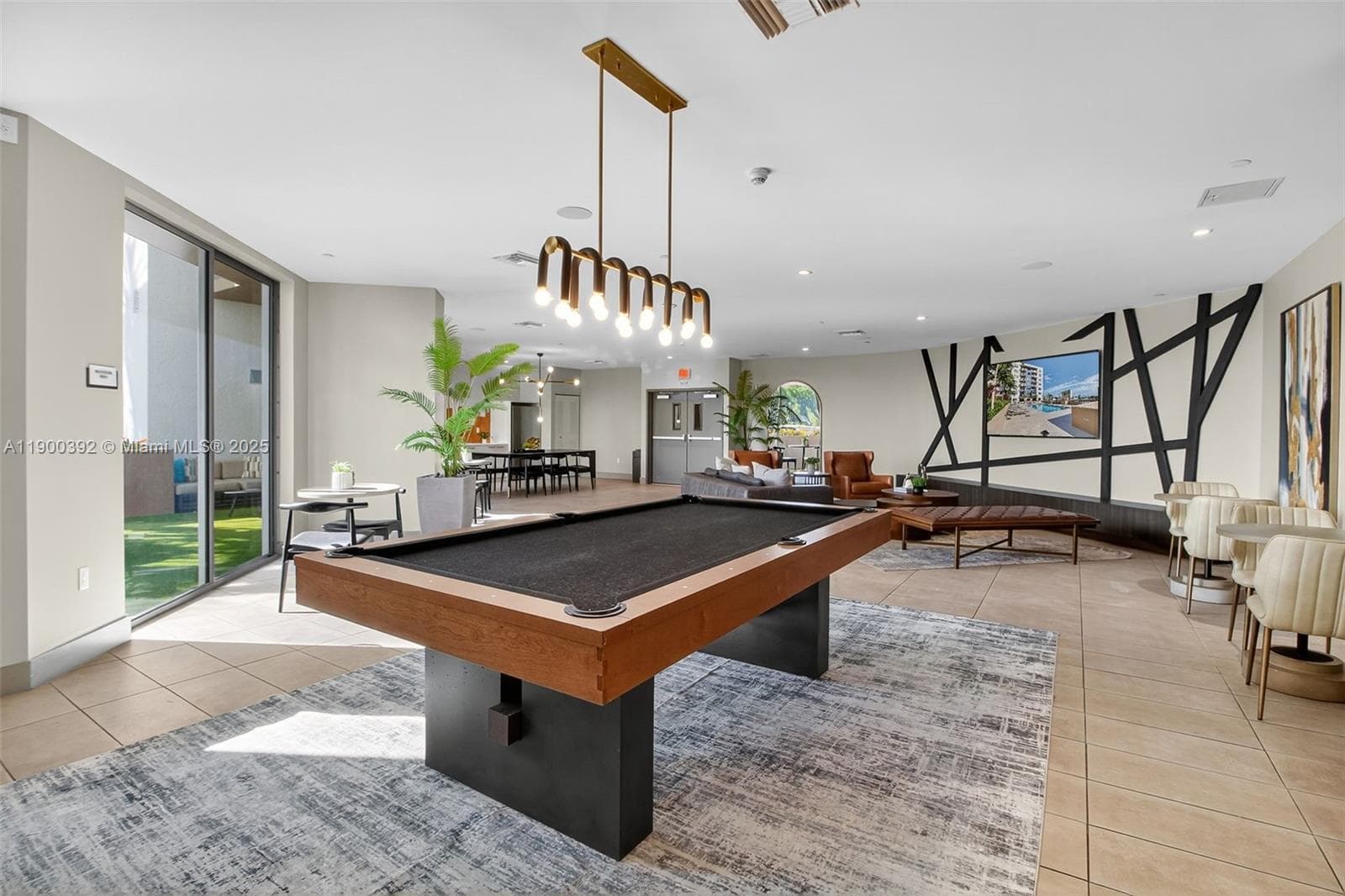 1110 NW 1 ST # 712, Miami FL 33128 — 5
