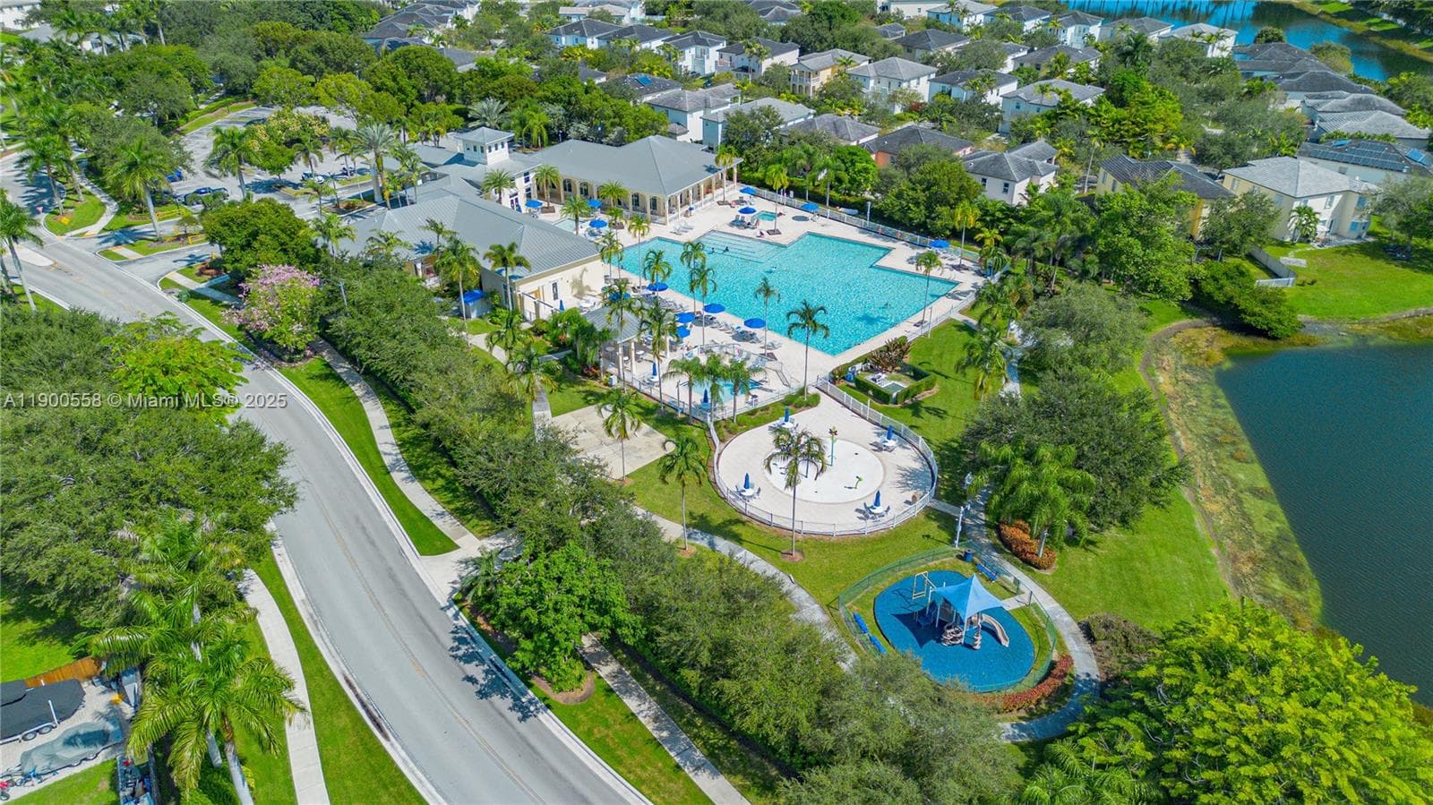 3076 SE 4th Ct, Homestead FL 33033 — 43