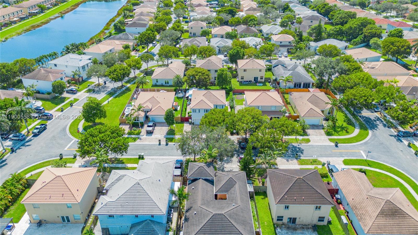 3076 SE 4th Ct, Homestead FL 33033 — 50