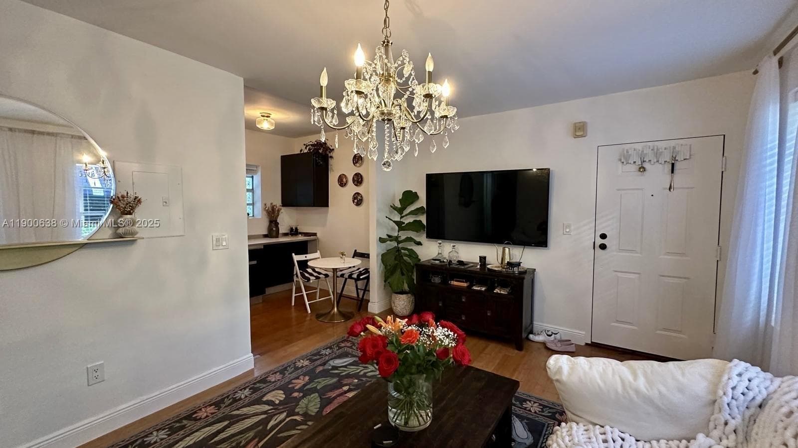 4812 Pine Tree Dr # 204, Miami Beach FL 33140 — 27