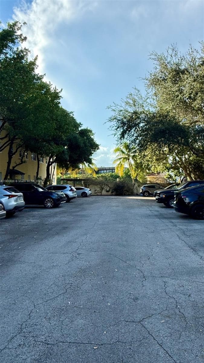 4812 Pine Tree Dr # 204, Miami Beach FL 33140 — 7