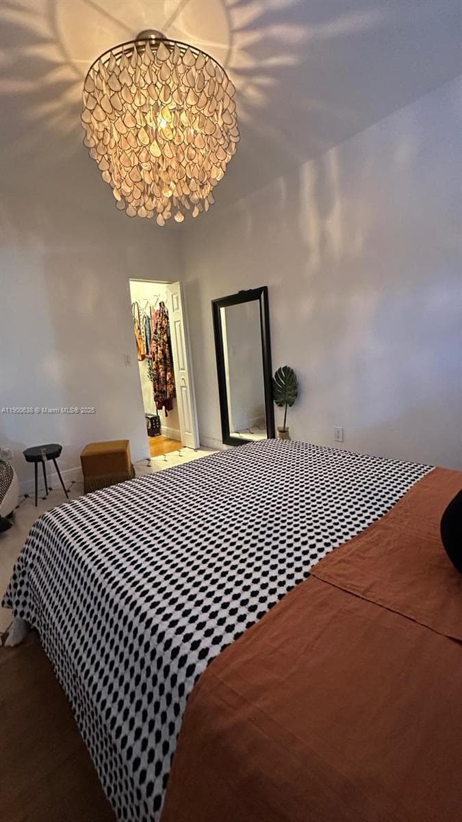 4812 Pine Tree Dr # 204, Miami Beach FL 33140 — 37