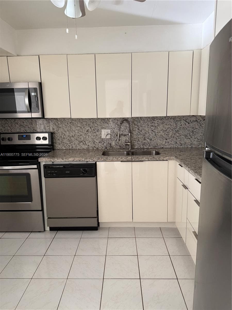 16570 NE 26th Ave # 3C, North Miami Beach FL 33160 — 8