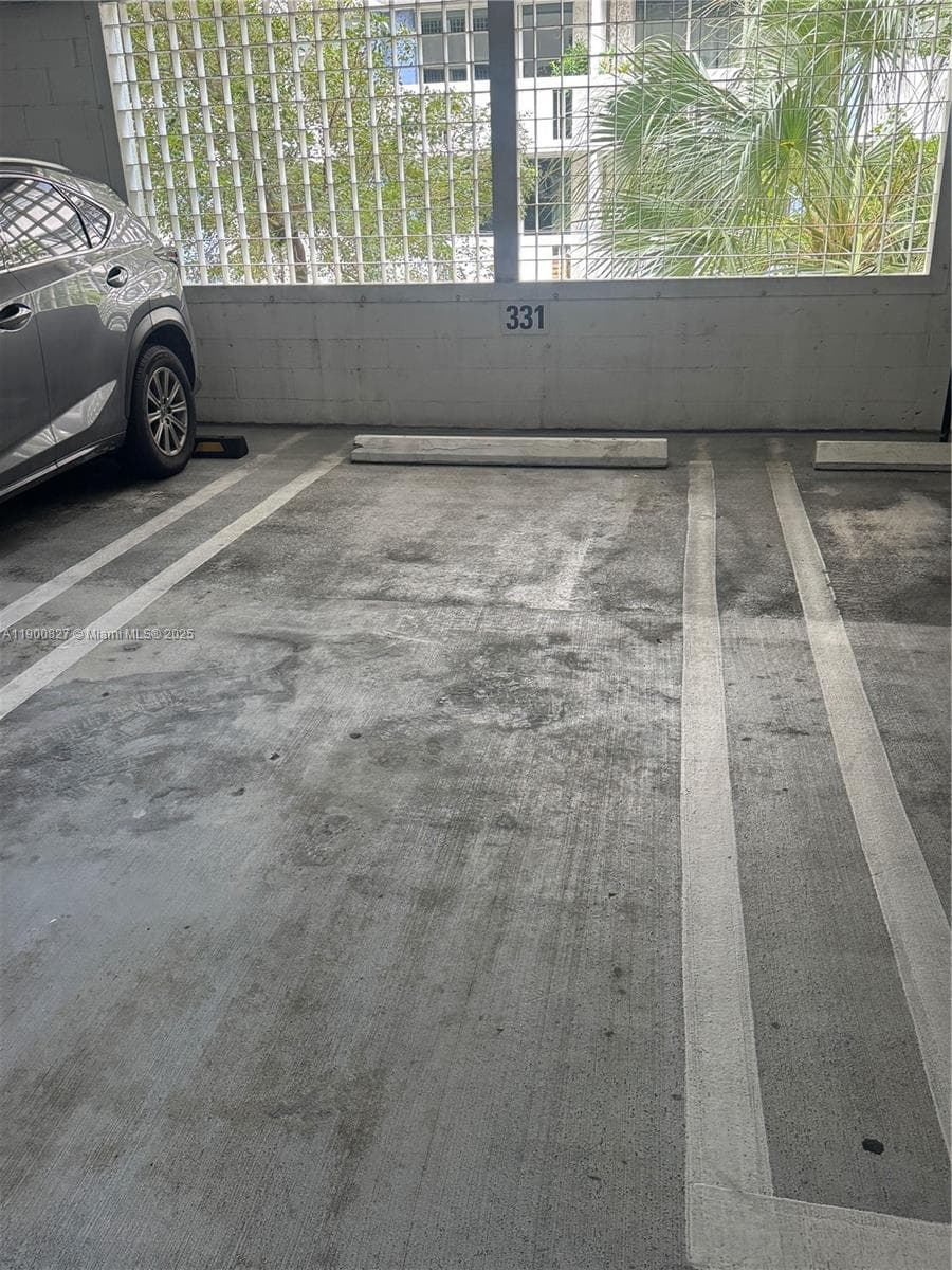 650 West Ave # 303, Miami Beach FL 33139 — 23