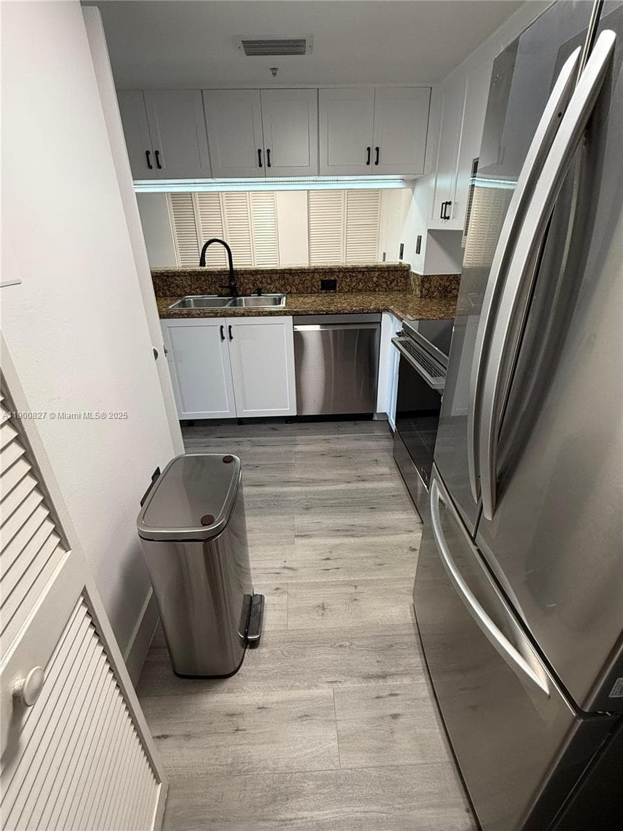 650 West Ave # 303, Miami Beach FL 33139 — 6