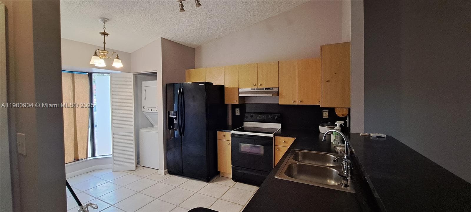 2410 San Remo Cir, Homestead FL 33035 — 7