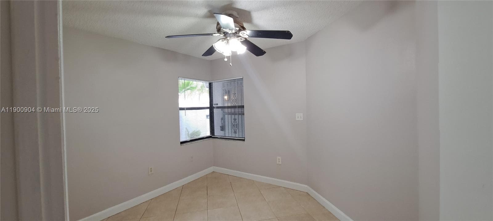 2410 San Remo Cir, Homestead FL 33035 — 10