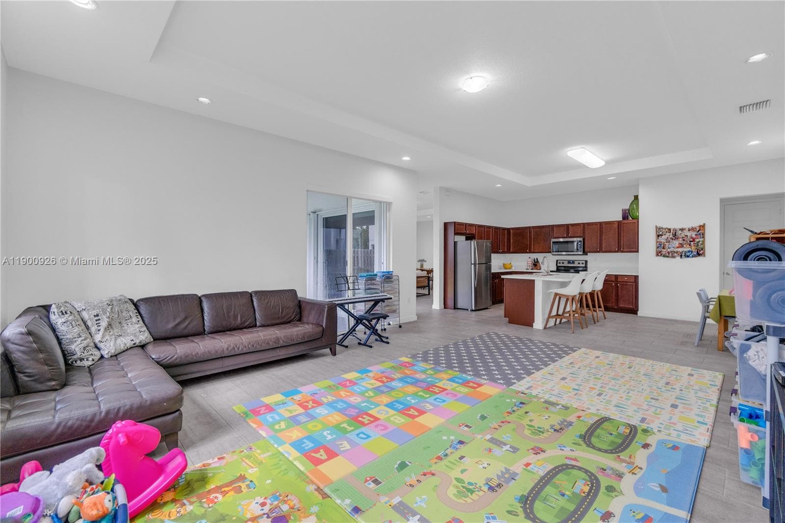 15288 SW 176th Ter, Miami FL 33187 — 3