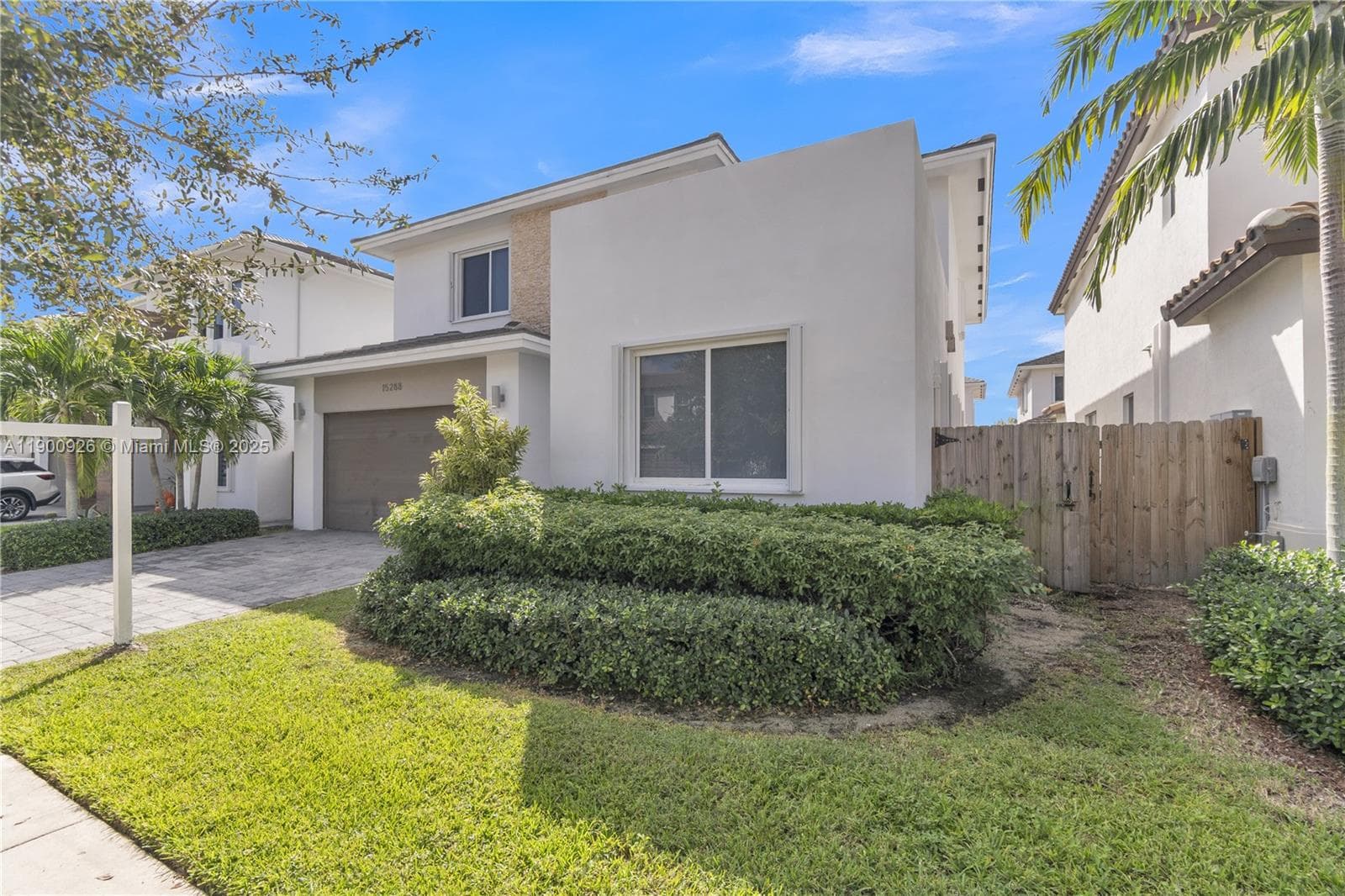 15288 SW 176th Ter, Miami FL 33187 — 14