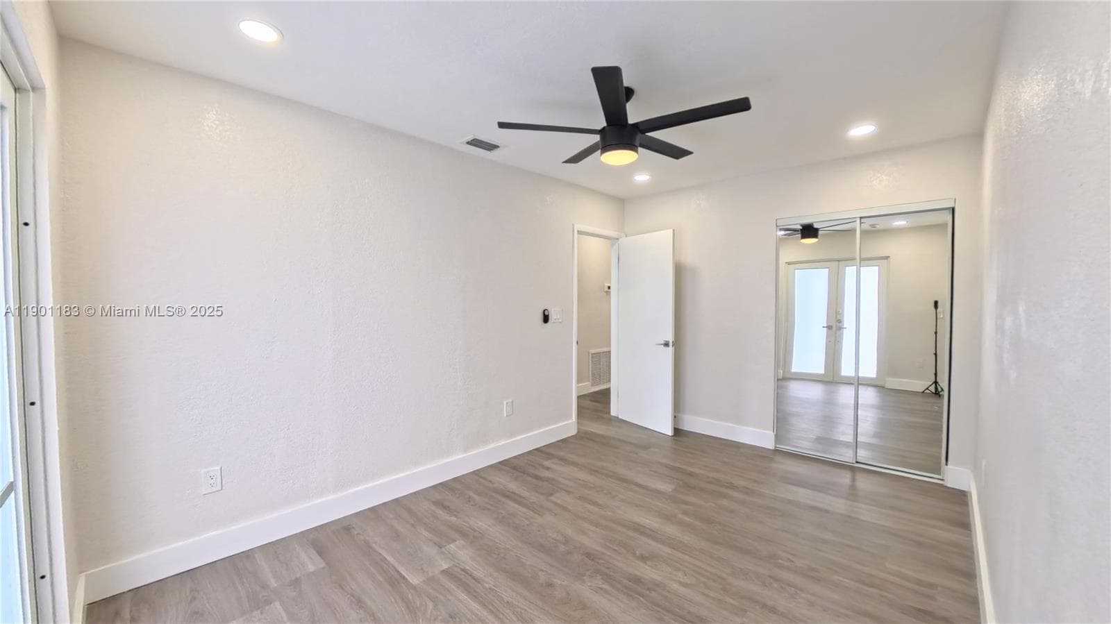 1575 W 6th Ave, Hialeah FL 33010 — 17