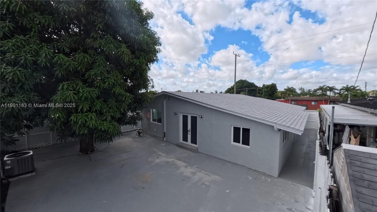 1575 W 6th Ave, Hialeah FL 33010 — 26